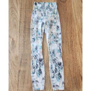 Lululemon Leggings Womens 0 Blue Gray Watercolor High Rise Yoga Pants Printed